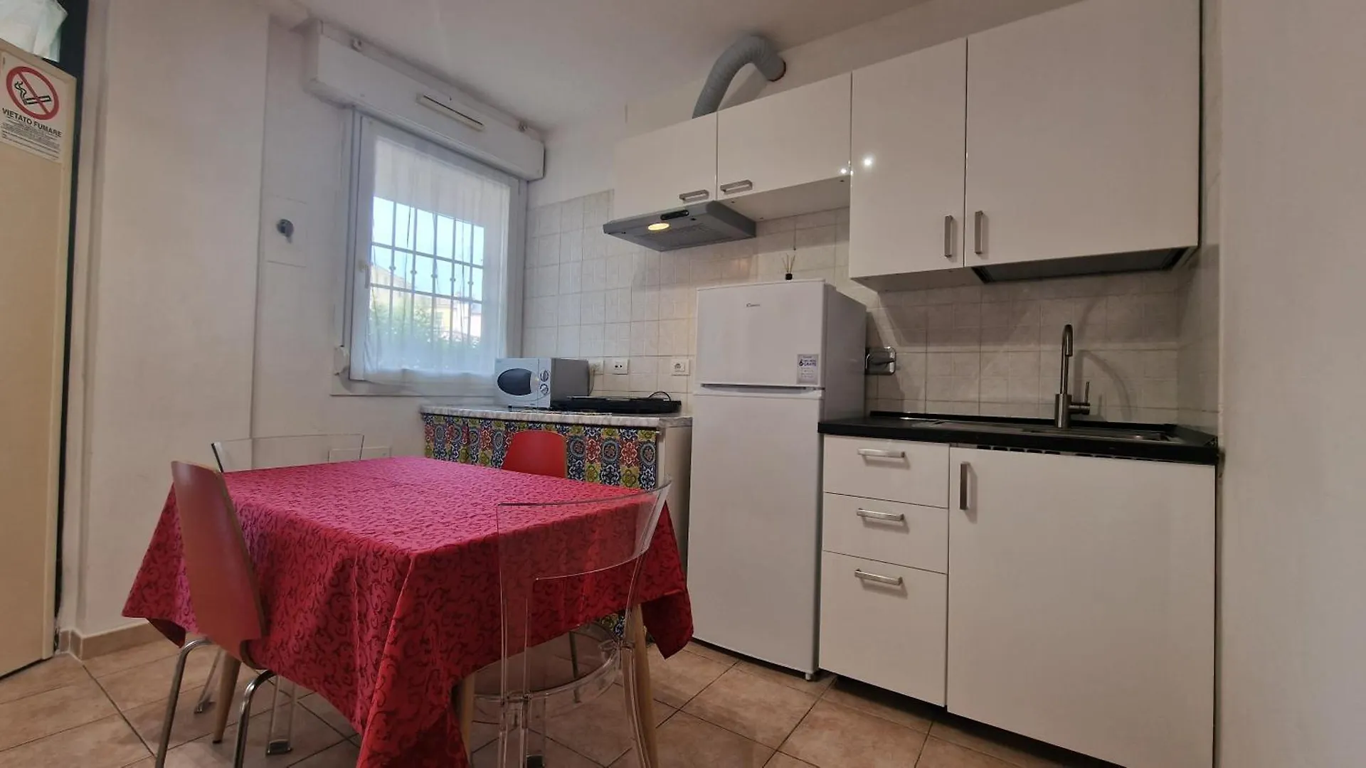 Appartamento Fiorilli House - Fair District - Gratis Private Parking Bologna 0*,